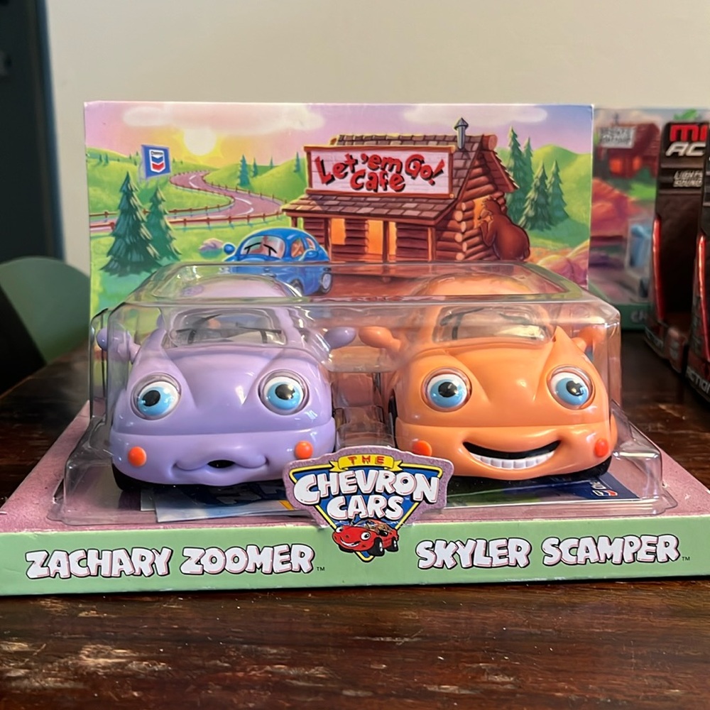 Chevron cars